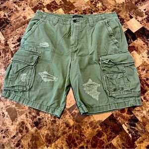Aeropostle Authentic Destroyed Cargo Shorts 9.5" -Mens Size 36 NWOT